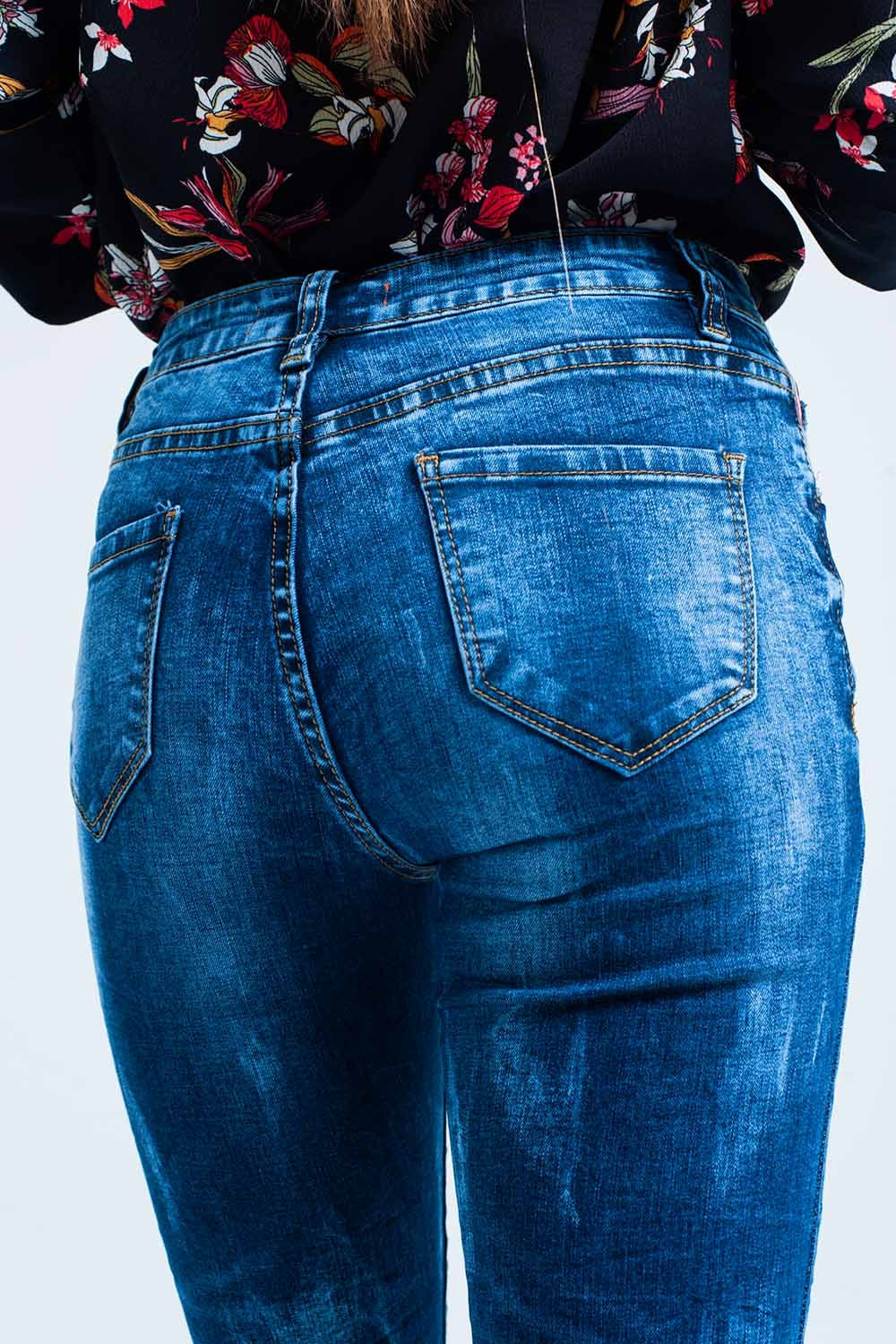 Blue wrinkled high-waist skinny jeans