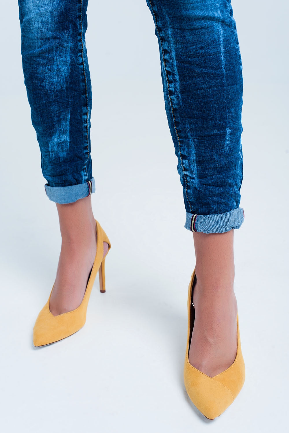 Blue wrinkled high-waist skinny jeans