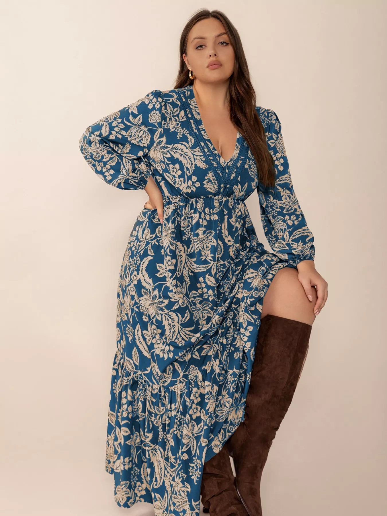 Plus Size Boho Floral Print Long Sleeve Maxi Dress -