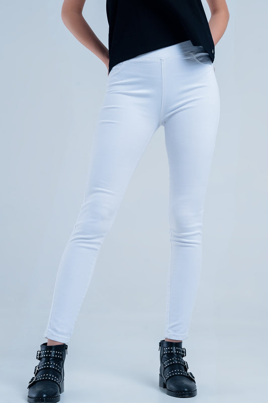 White Jeggings with back pockets - trousers