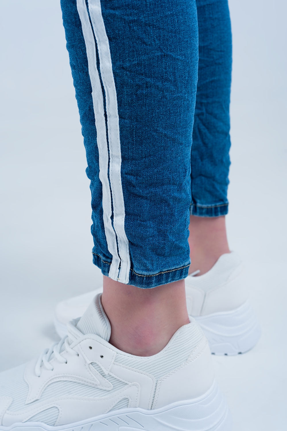 Skinny jeans with white side stripe - Denim