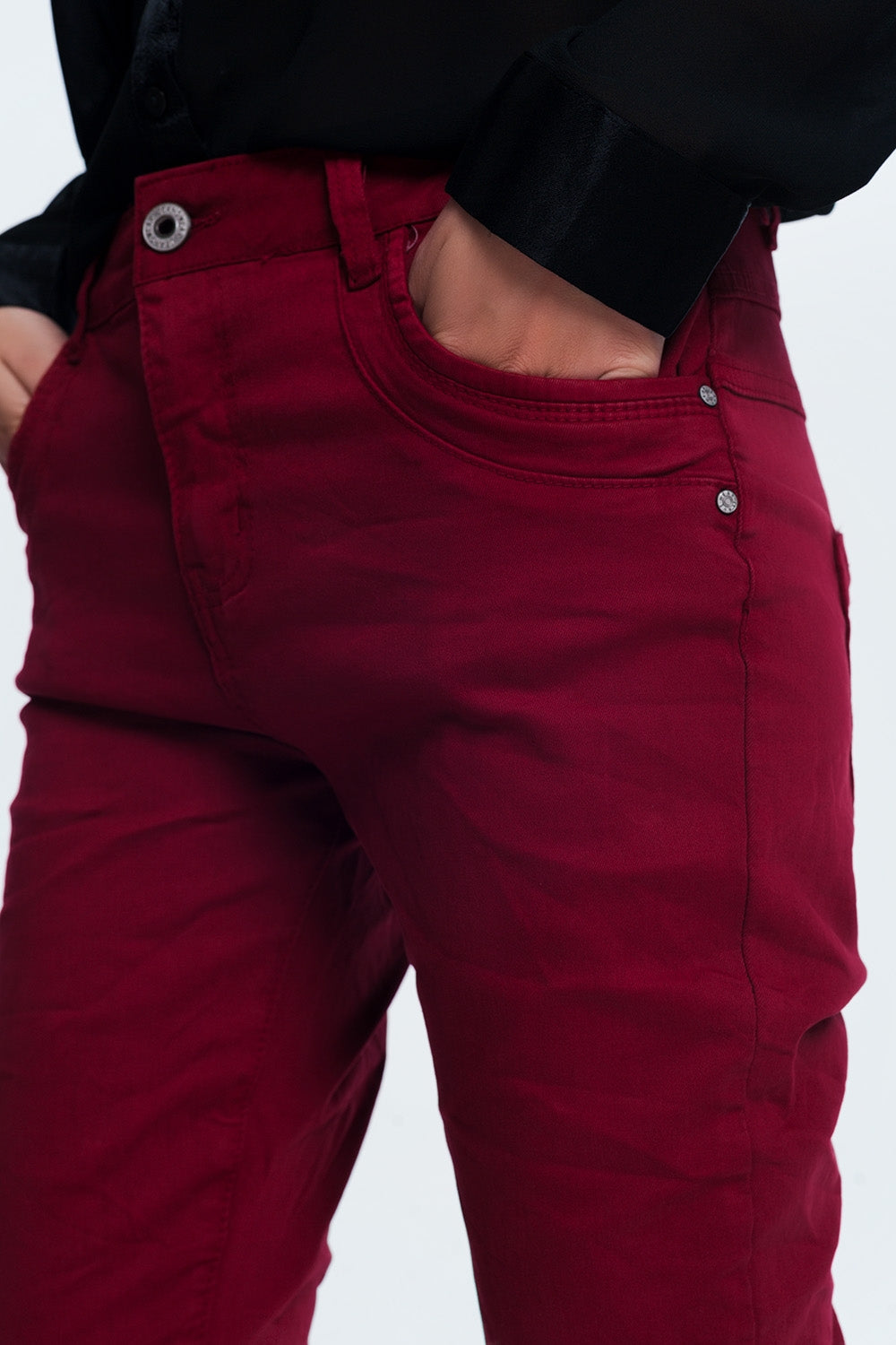 Drop crotch skinny jean in maroon - Coloured Jeans