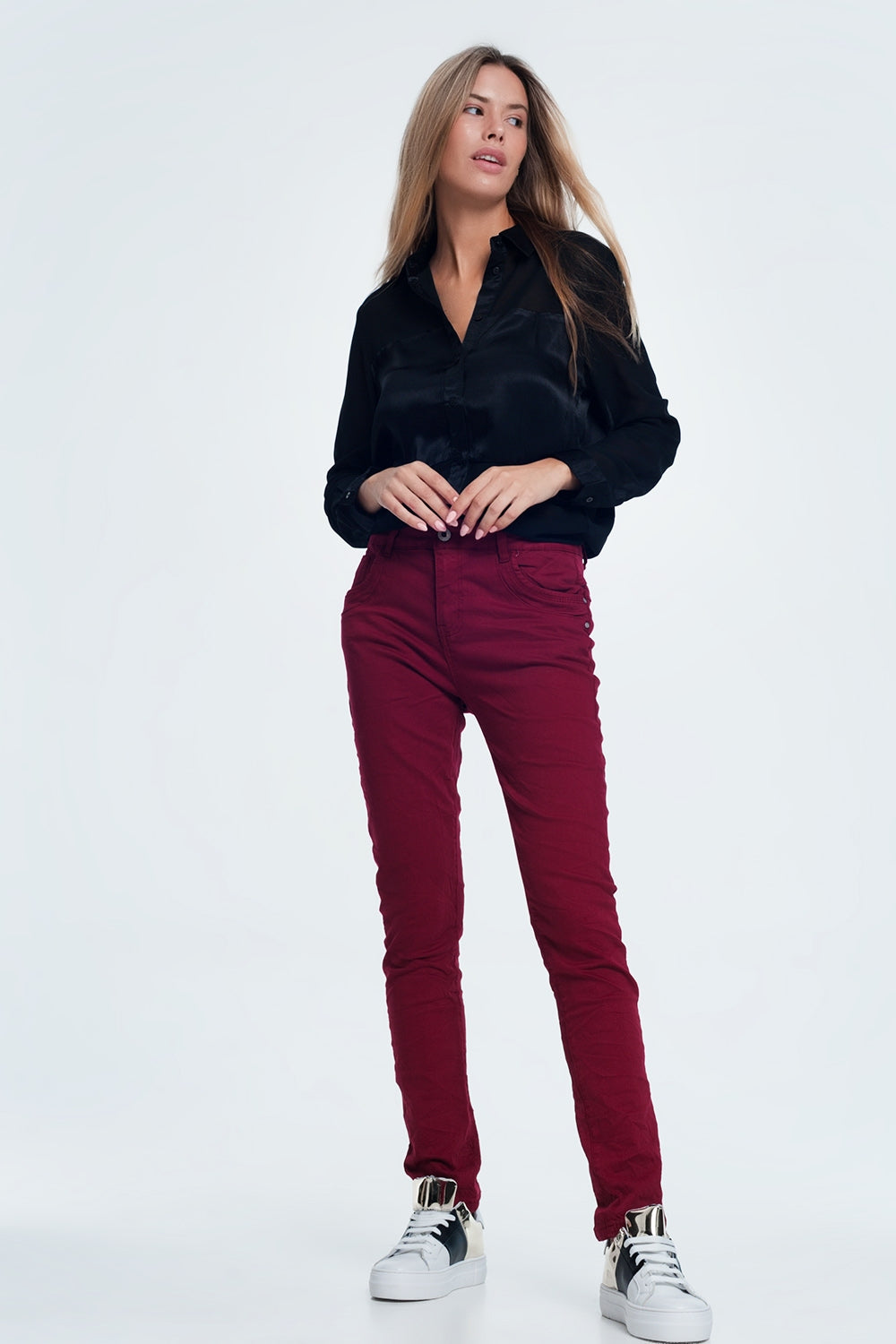 Drop crotch skinny jean in maroon - Coloured Jeans