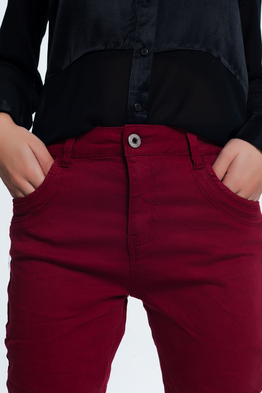 Drop crotch skinny jean in maroon - Coloured Jeans