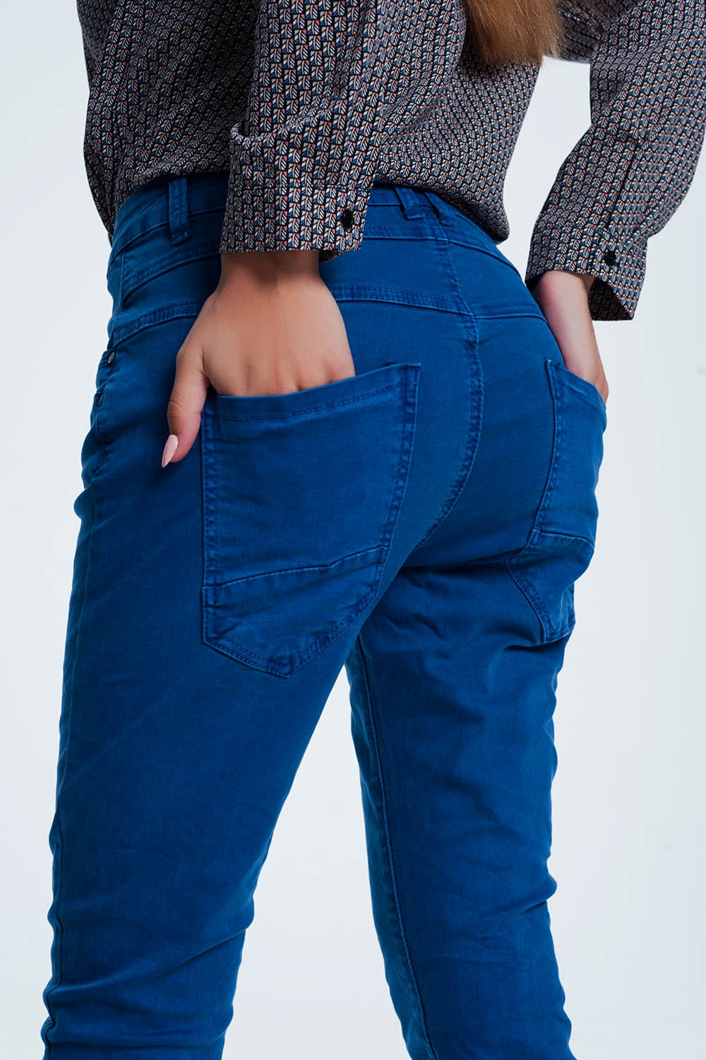 Drop crotch skinny jean in blue - Coloured Jeans