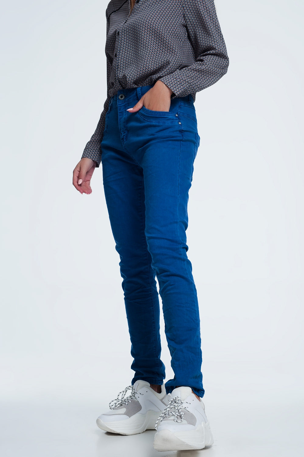 Drop crotch skinny jean in blue - Coloured Jeans