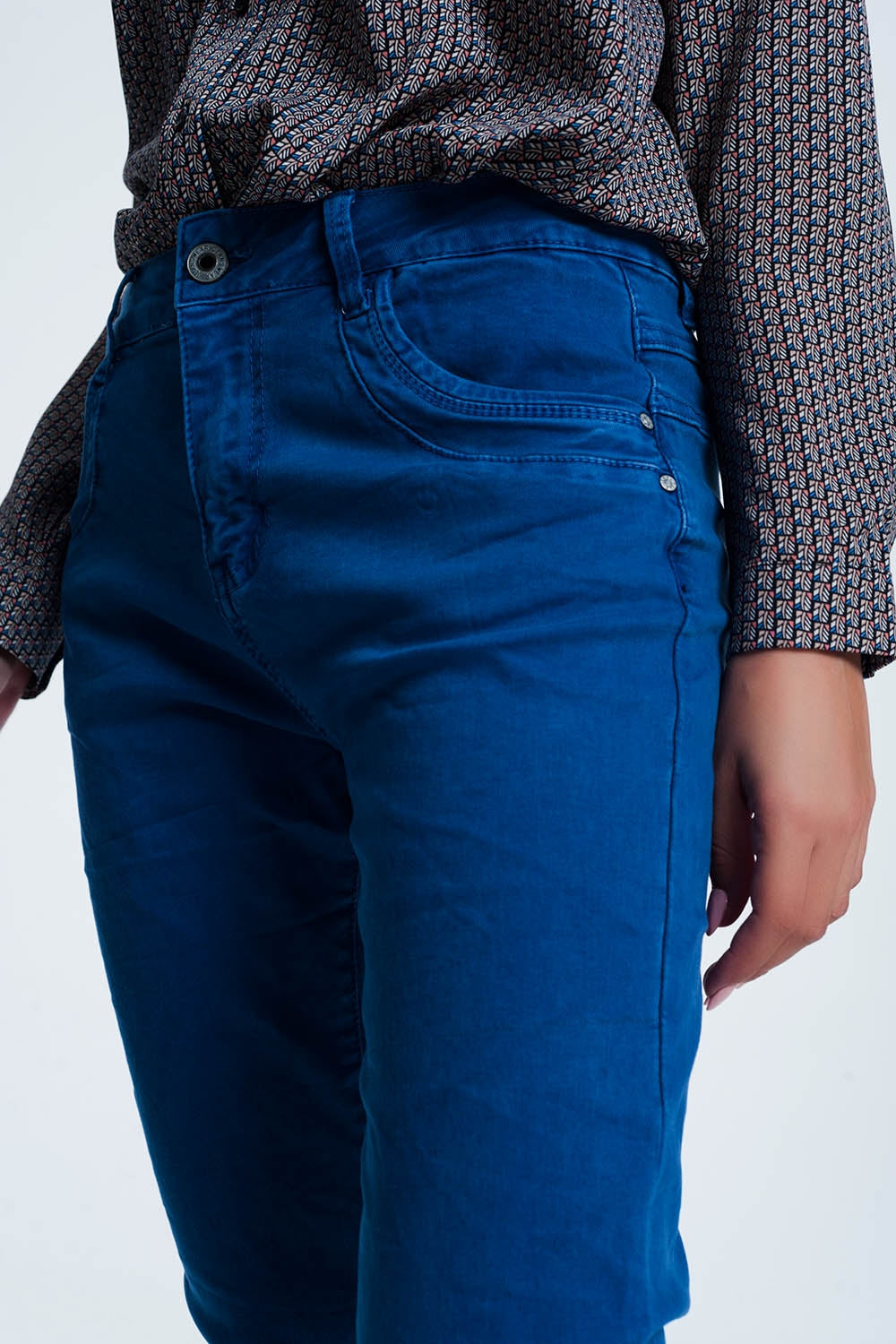 Drop crotch skinny jean in blue - Coloured Jeans