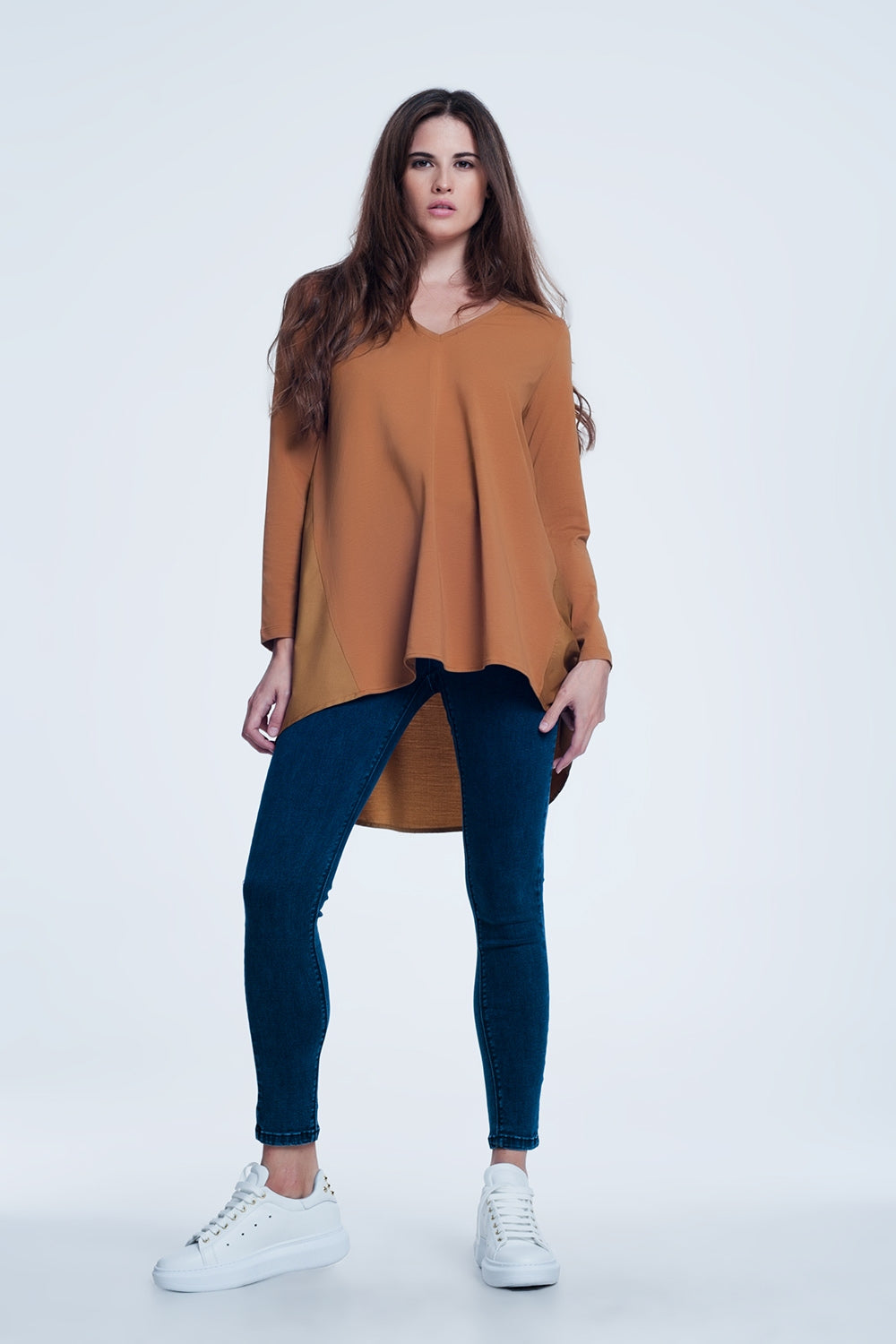 Long brown t-shirt with long sleeves - Shirts, top