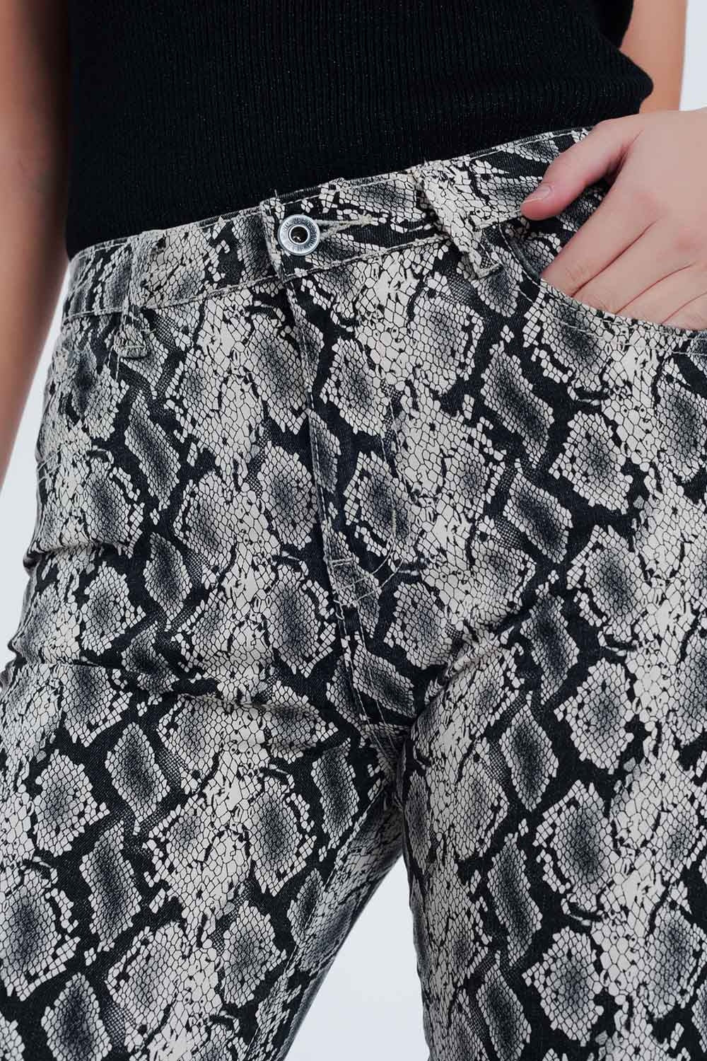 Black pants with snake print - Coloured Jeans