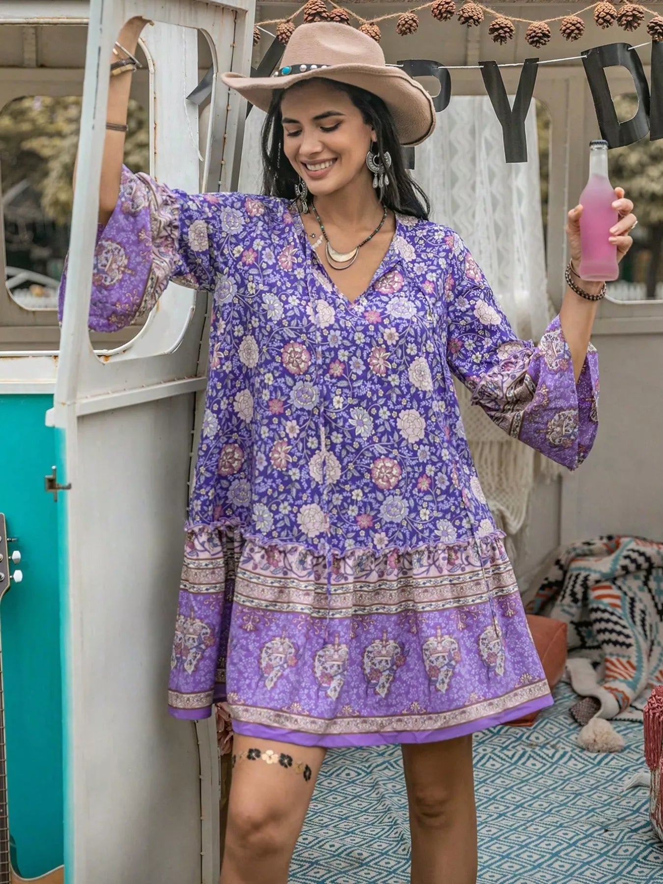 Plus Size Floral Print Ruffle Hem Mini Dress -