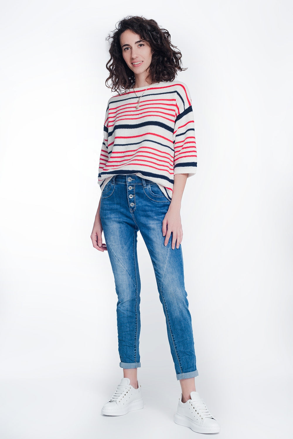 Boyfriend cut jeans with buttons in mid blue wash - Denim