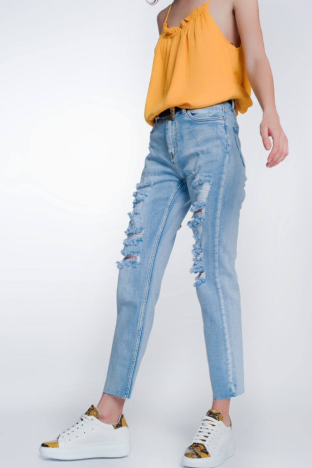 wide leg cropped raw hem jeans in blue colour - Denim