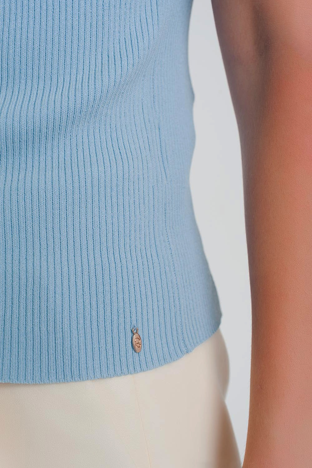 Rib knitted sweater with tie back in blue