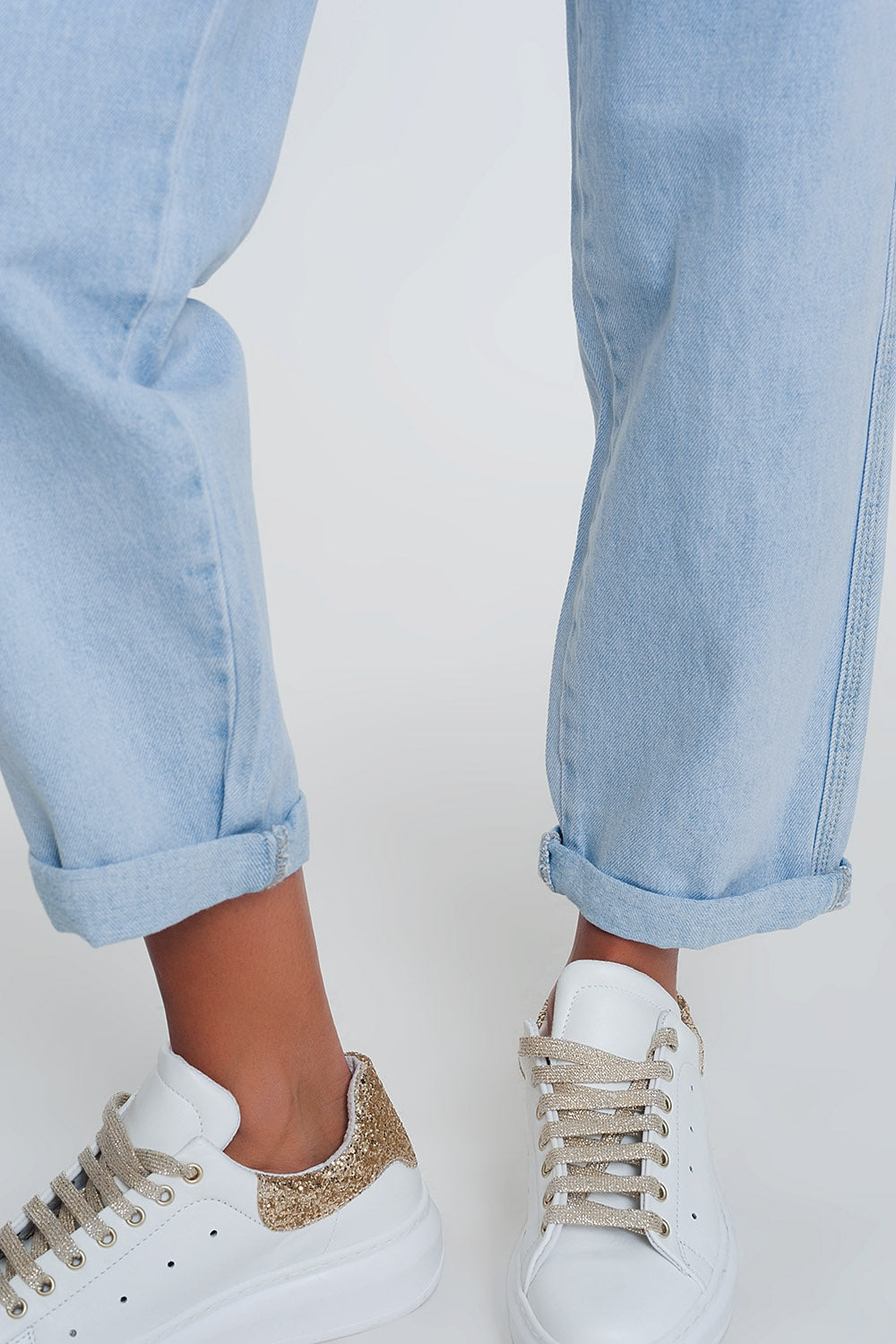 High waist mom jeans in light blue denim - Denim