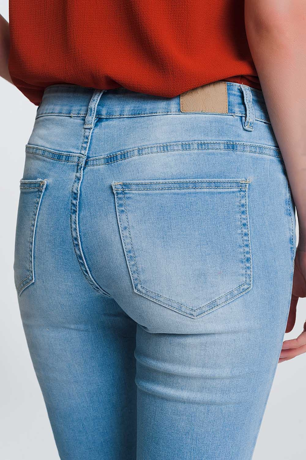 Skinny jeans in light denim With Frayed Hem