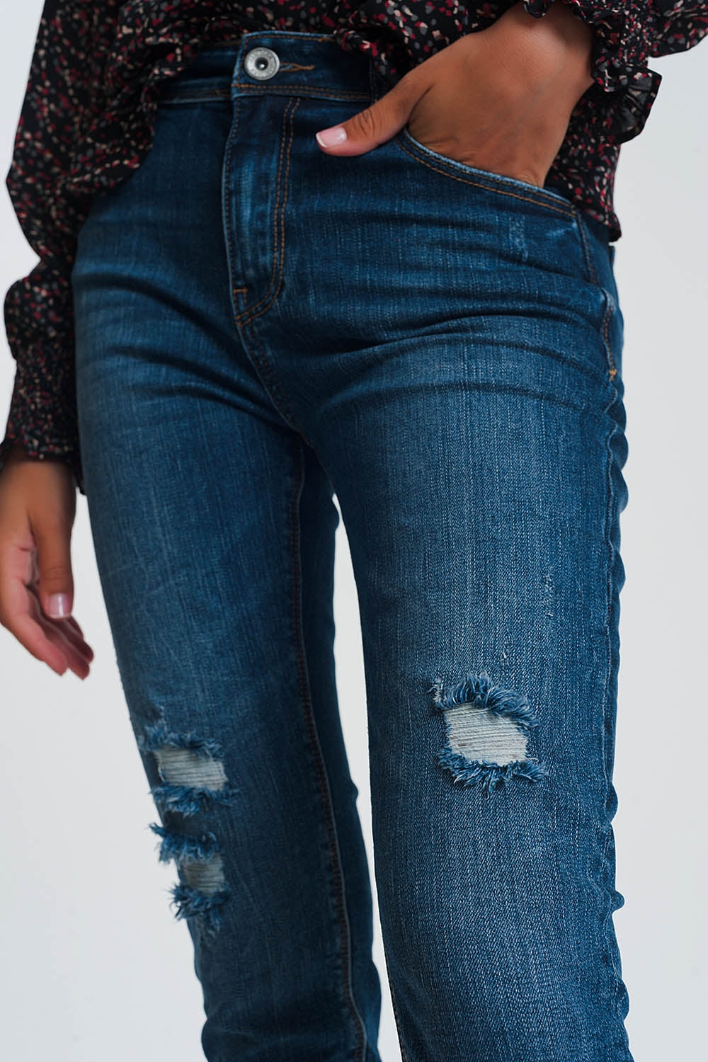 High waisted skinny jeans in dark wash blue with ripped details - Denim