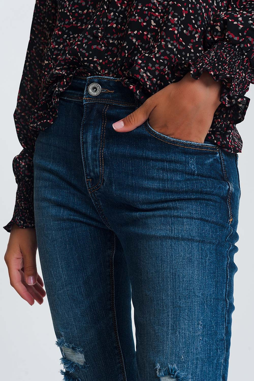 High waisted skinny jeans in dark wash blue with ripped details - Denim