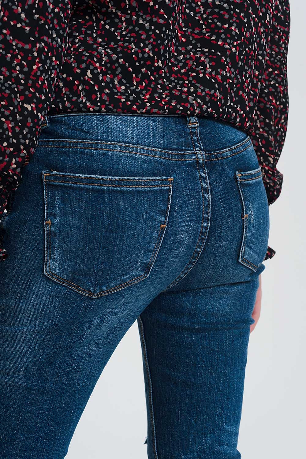 High waisted skinny jeans in dark wash blue with ripped details - Denim