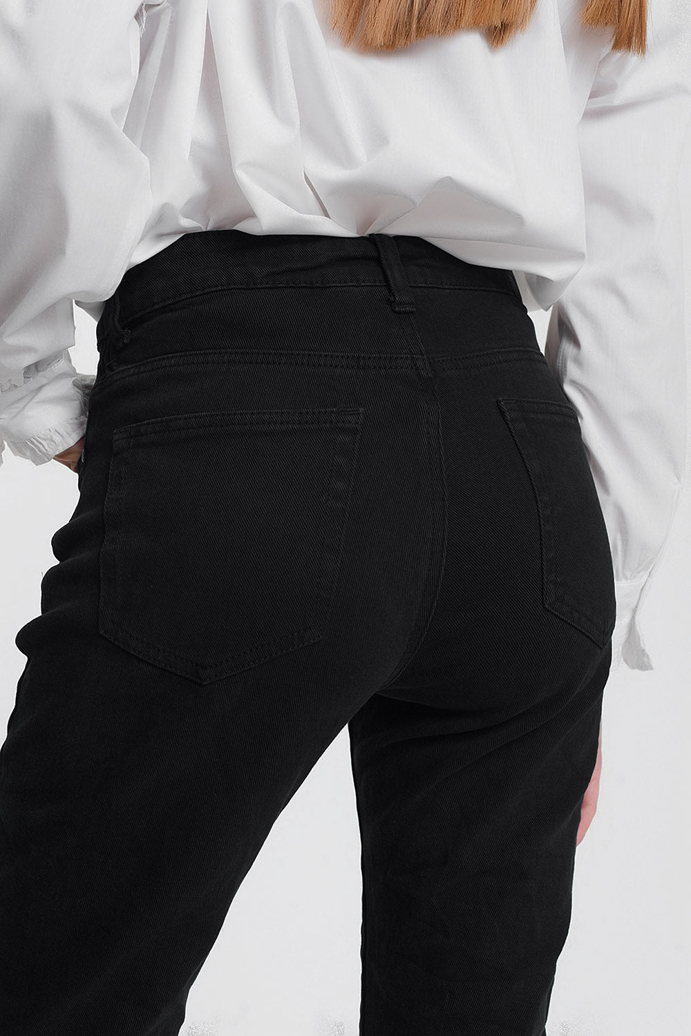 Straight leg high waisted jeans in black