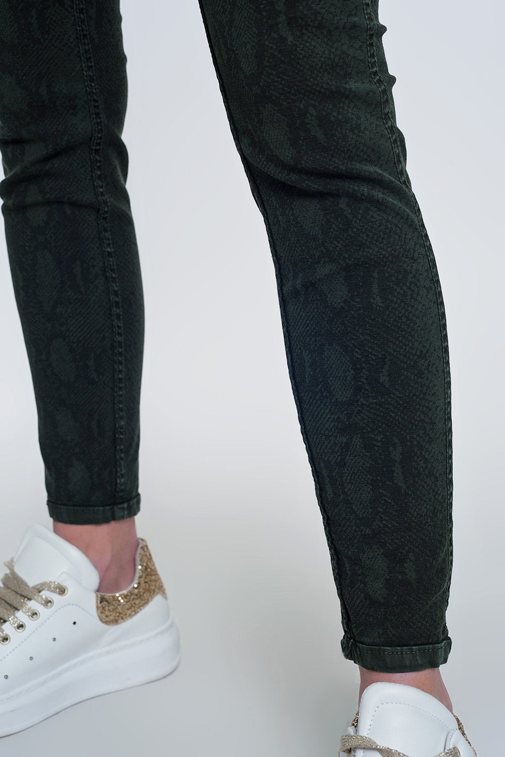 Khaki super skinny reversible pants with snake print - Coloured Jeans