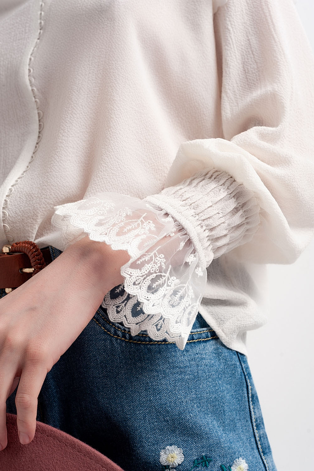 Volume sleeve blouse with cuff sleeve in oyster - Shirts