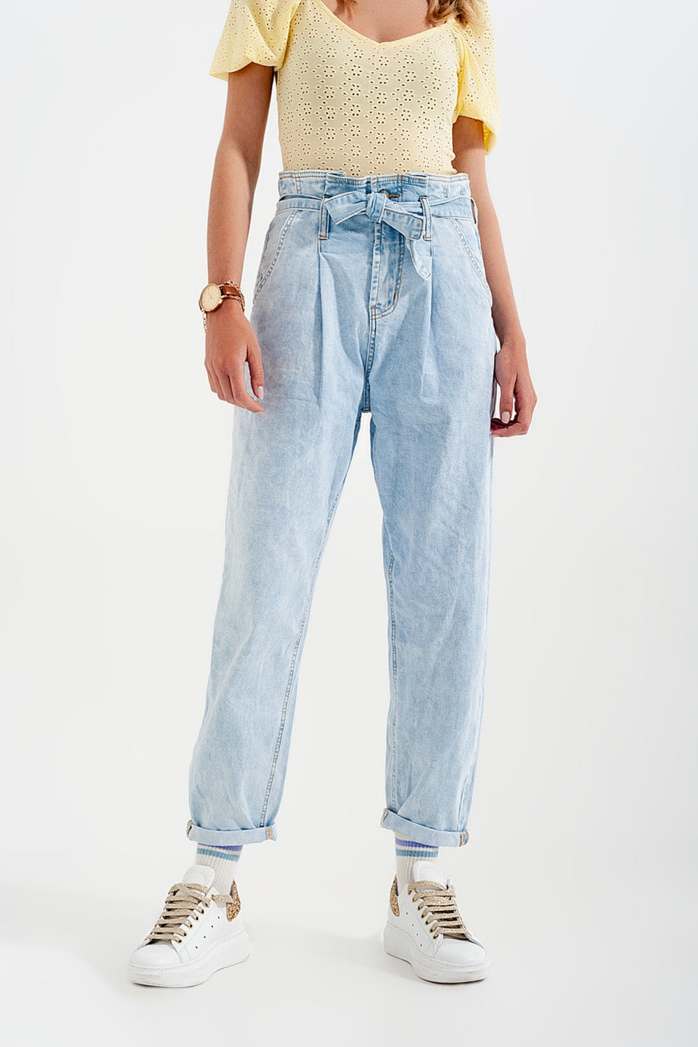 Tapered leg jeans with paper bag waist in light vintage wash - Denim