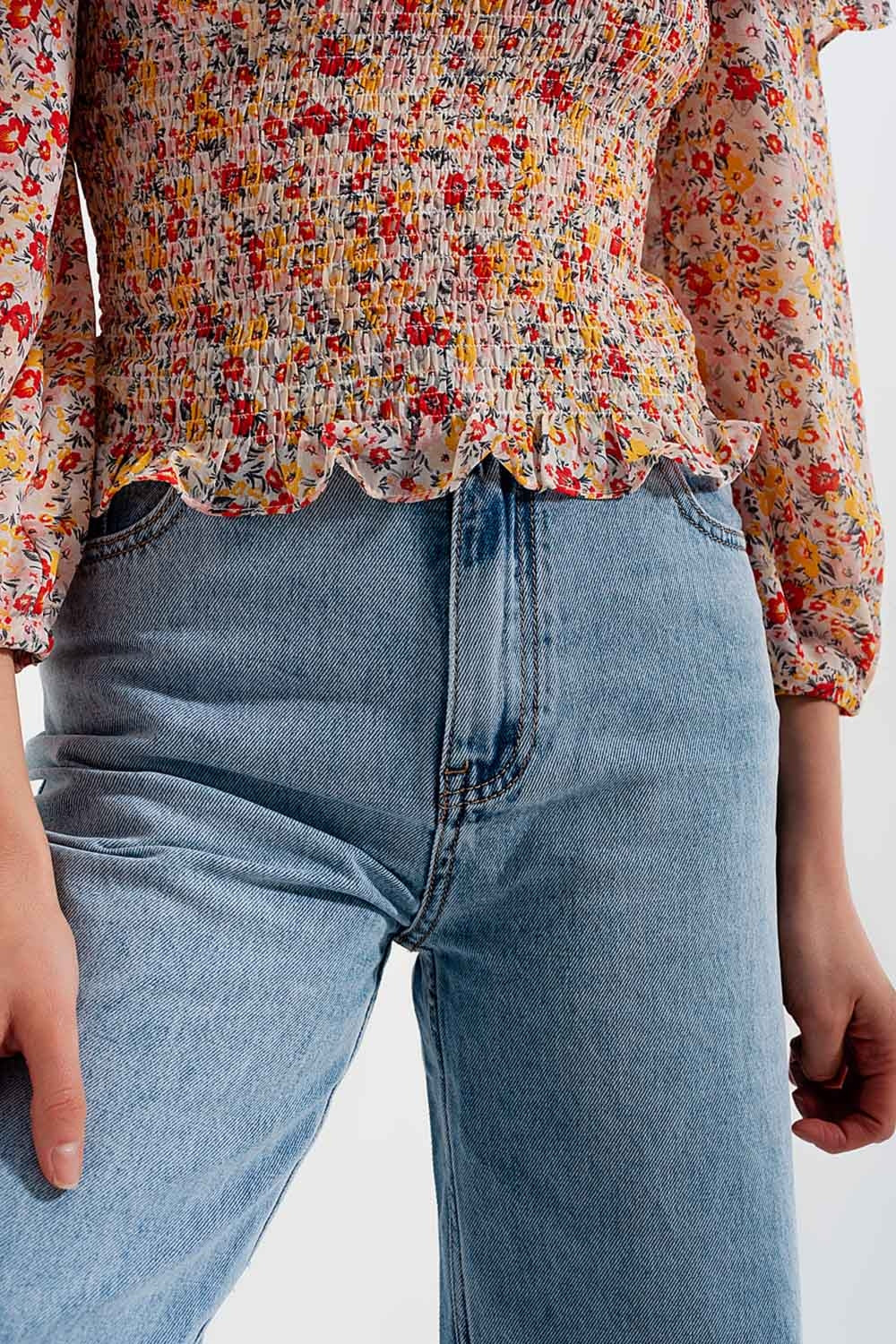 Wide leg jeans with high waist in light blue - Denim