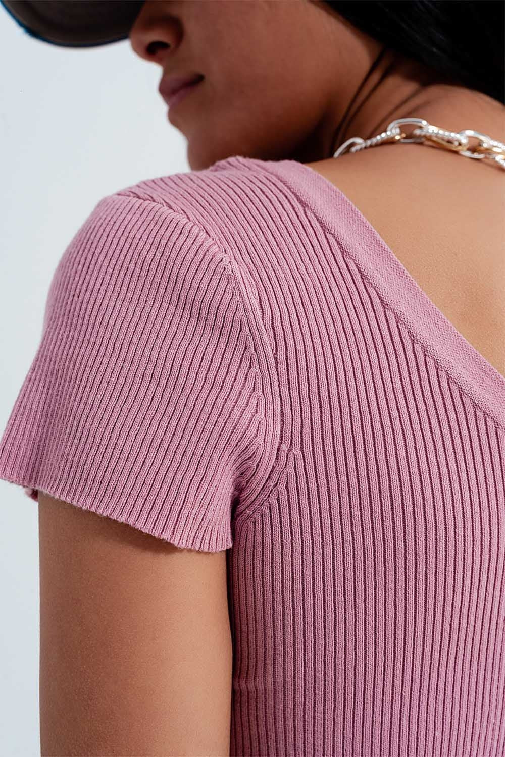Knitted fit rib crew neck sweater in pink