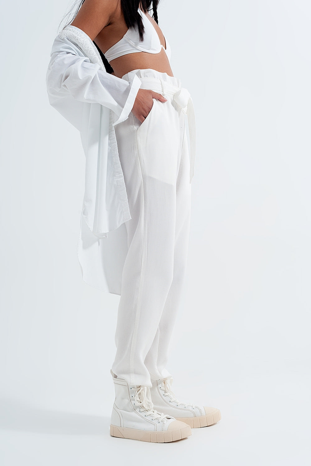 Lightweight Pants with tie waist in white - trousers