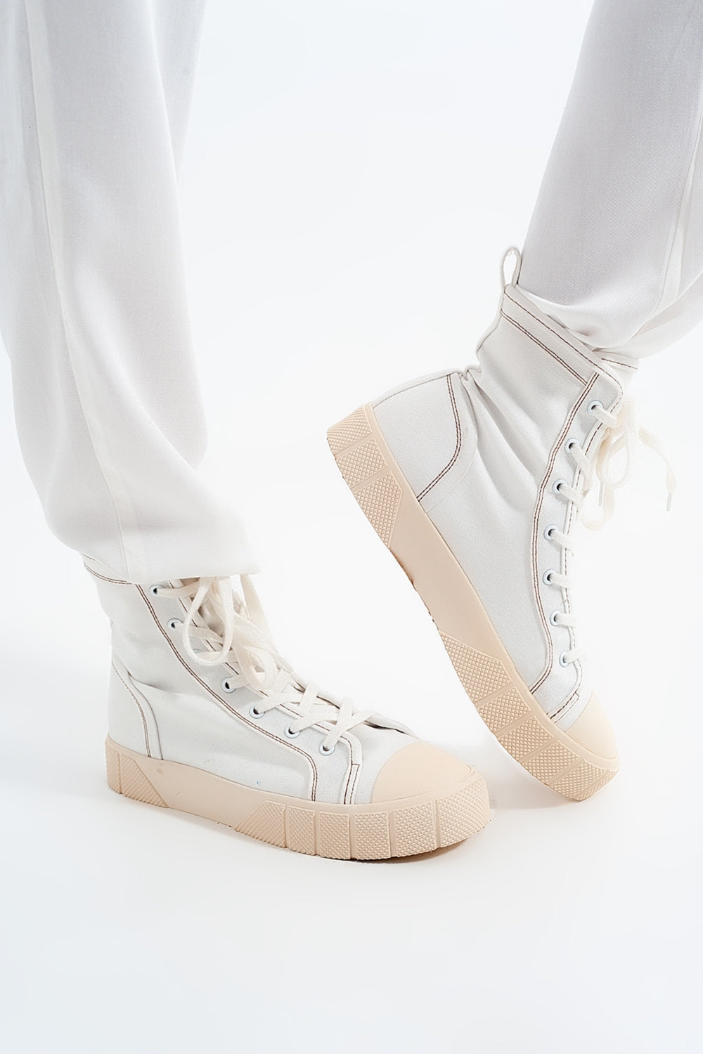 Lightweight Pants with tie waist in white - trousers