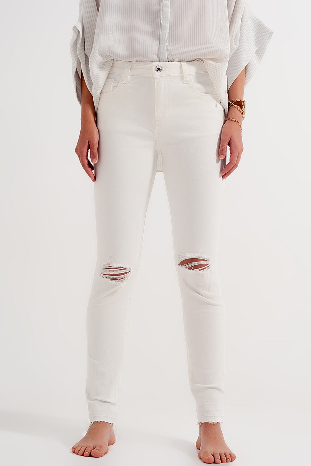 Ripped fray hem jeans in cream - Coloured Jeans