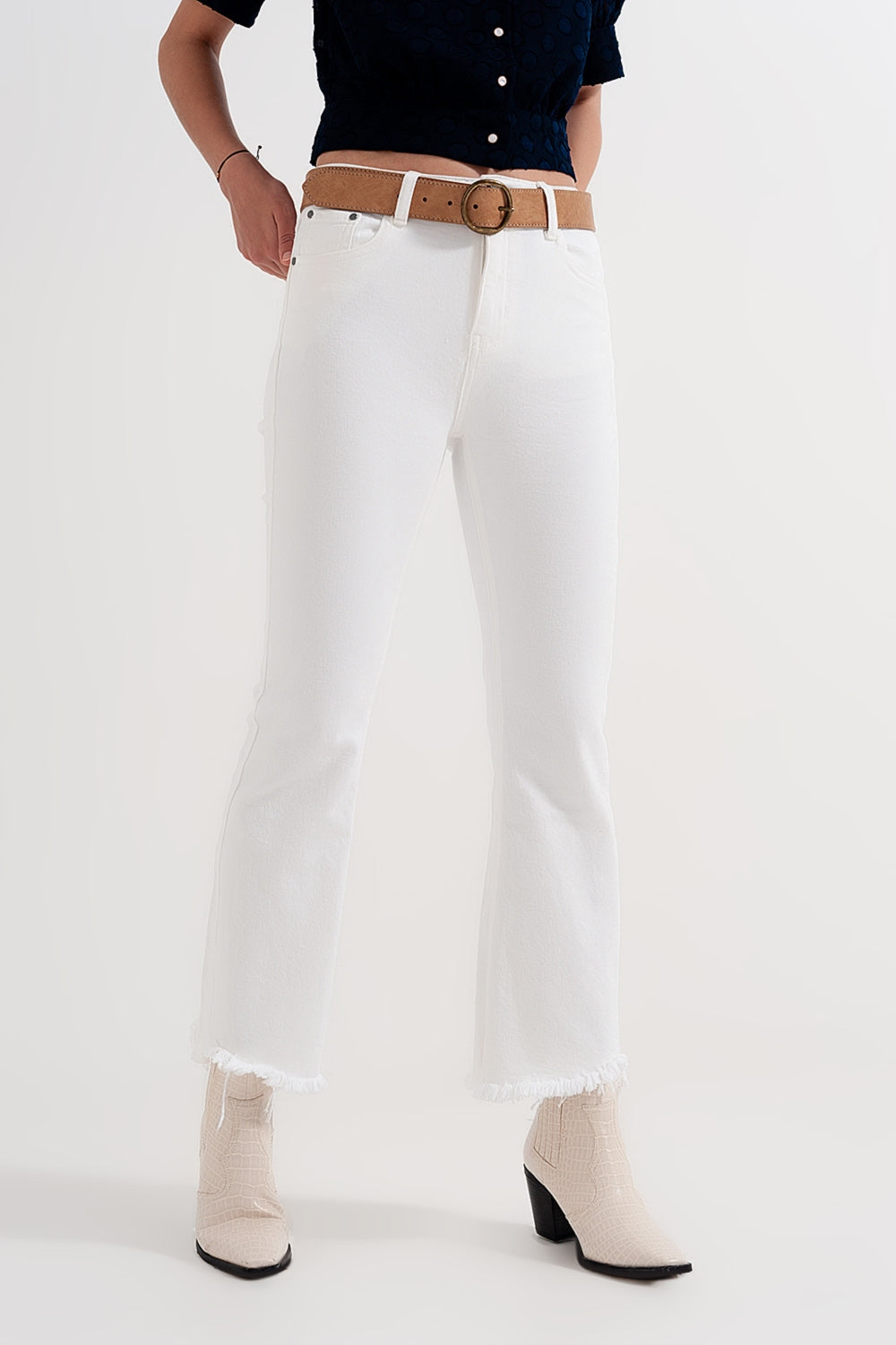Rigid cropped flare jeans in cream with raw hem - Coloured Jeans