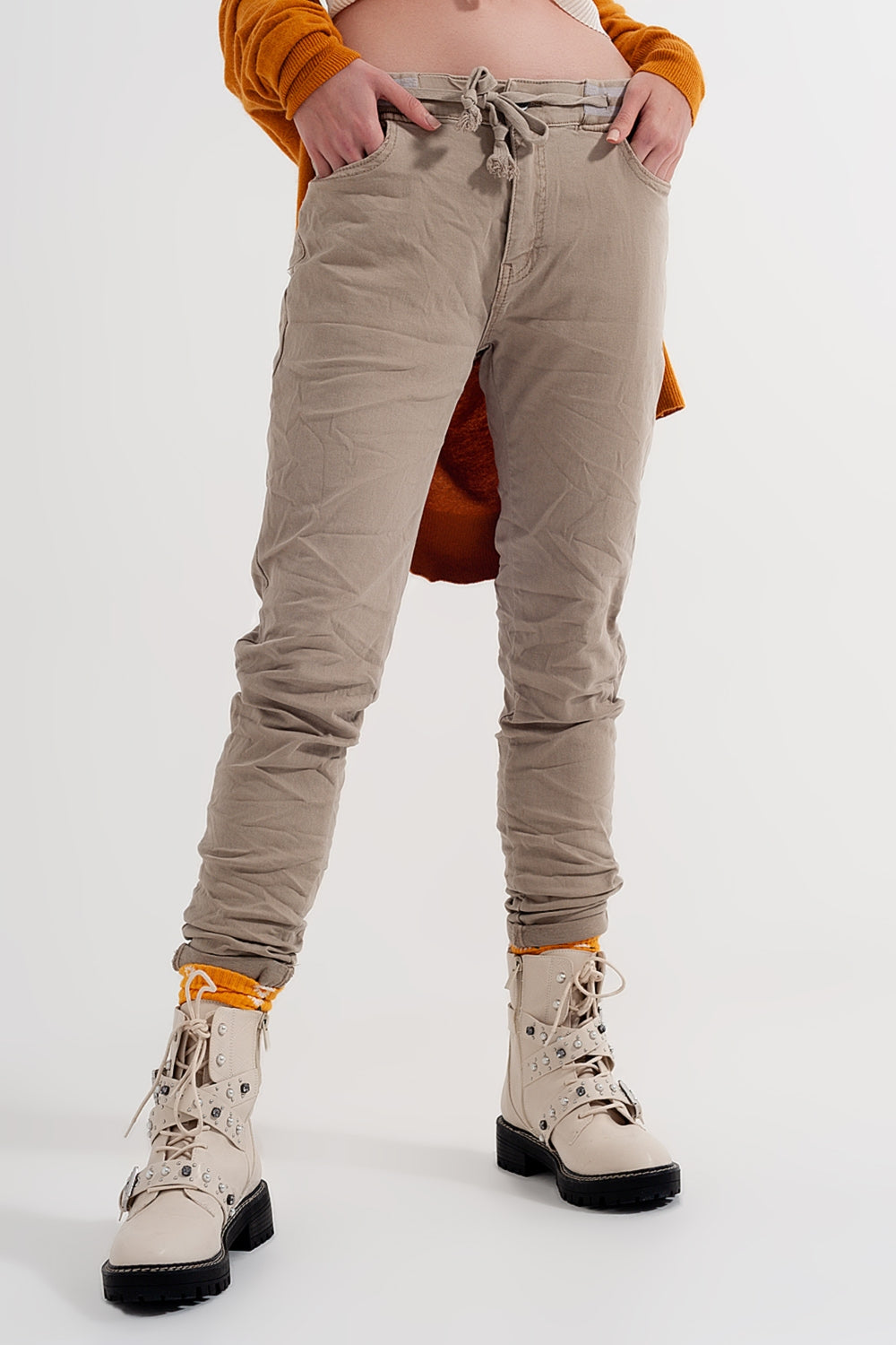 Skinny chinos with elastic waist beige - Coloured Jeans