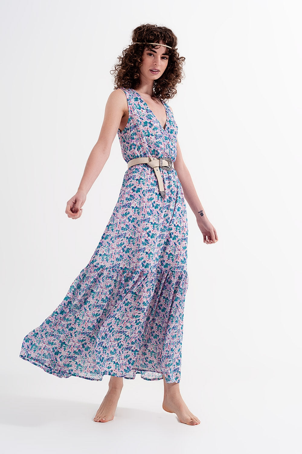 Floral sleeveless maxi dress in green - dress