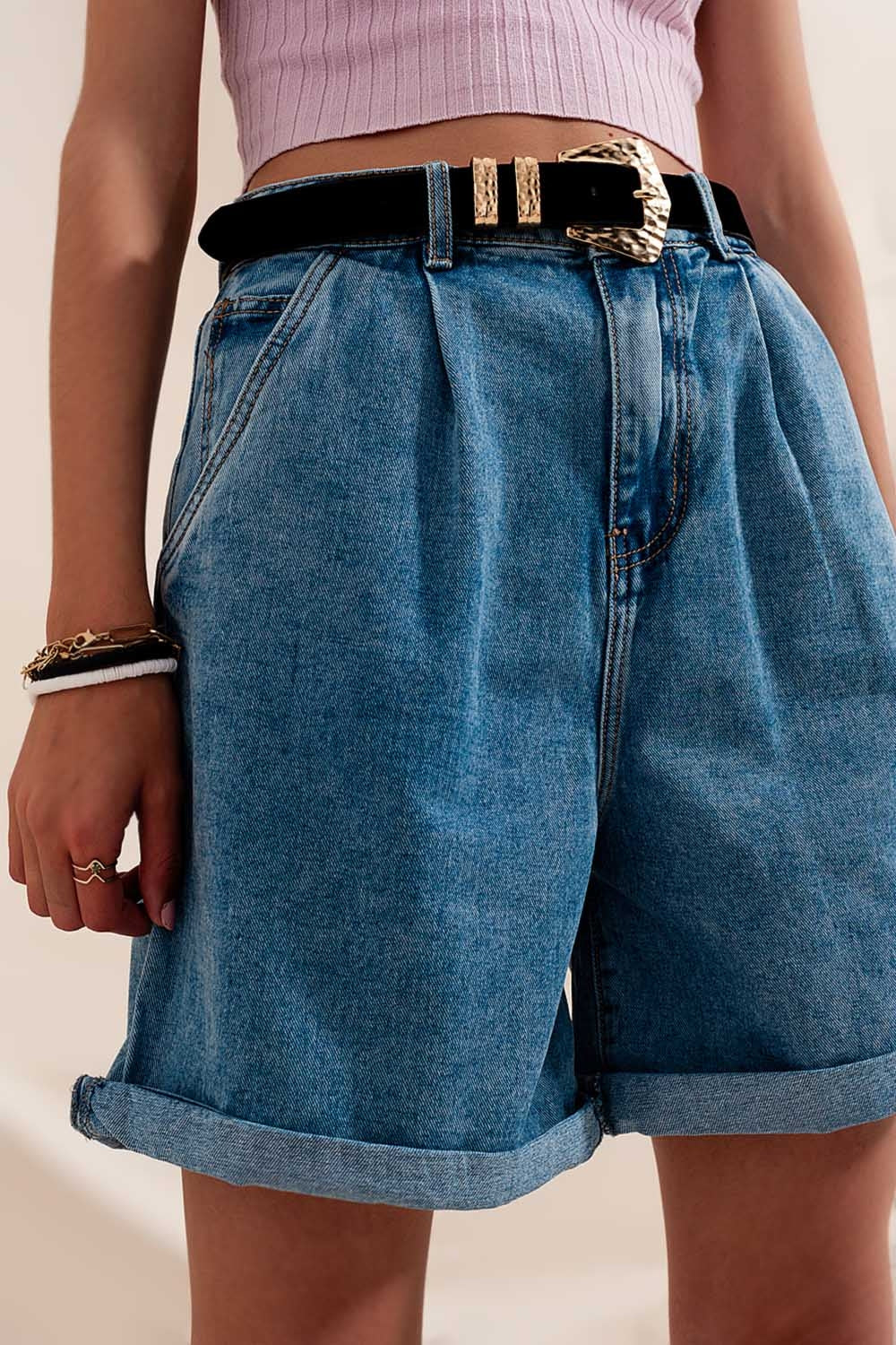 High waisted pleated denim shorts in mid wash - Denim