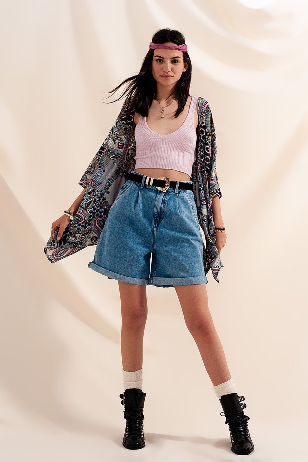High waisted pleated denim shorts in mid wash - Denim