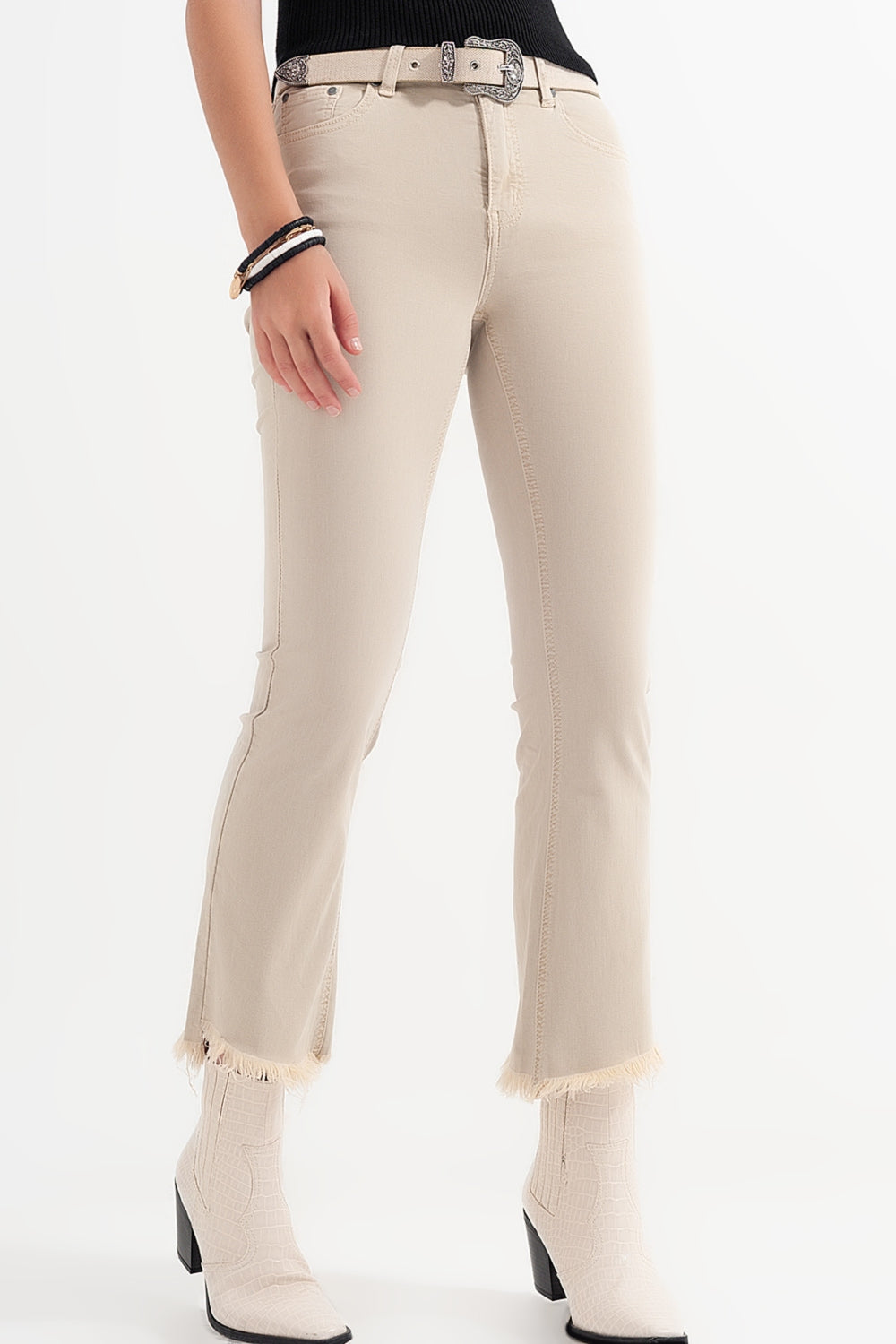 straight jeans in beige with wide ankles - Coloured Jeans