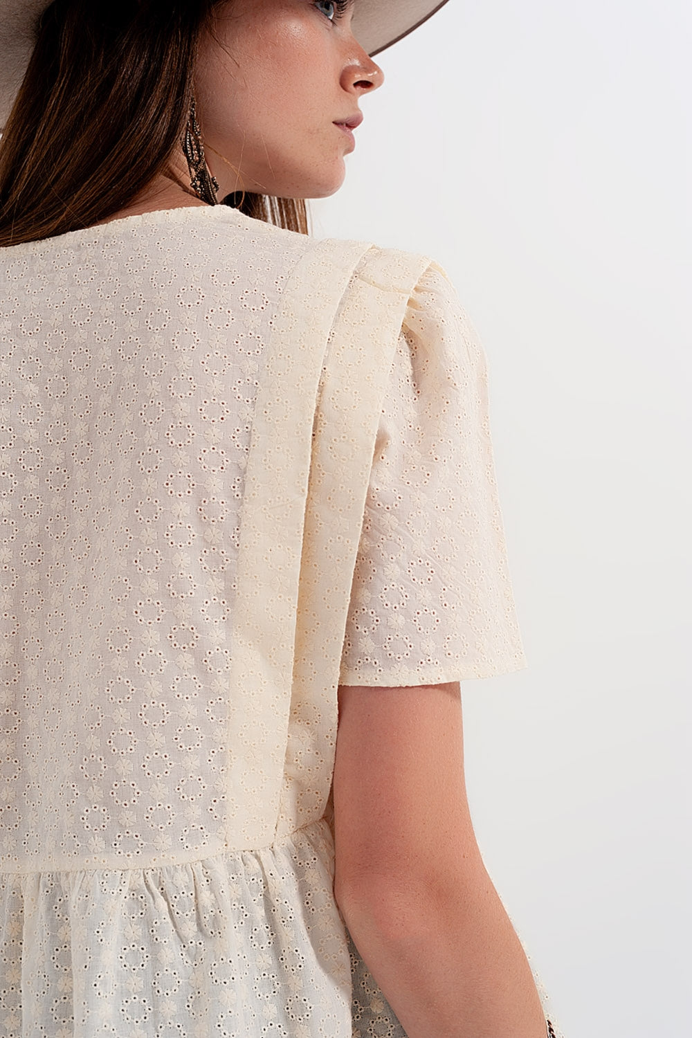 Peplum broderie top in Beige