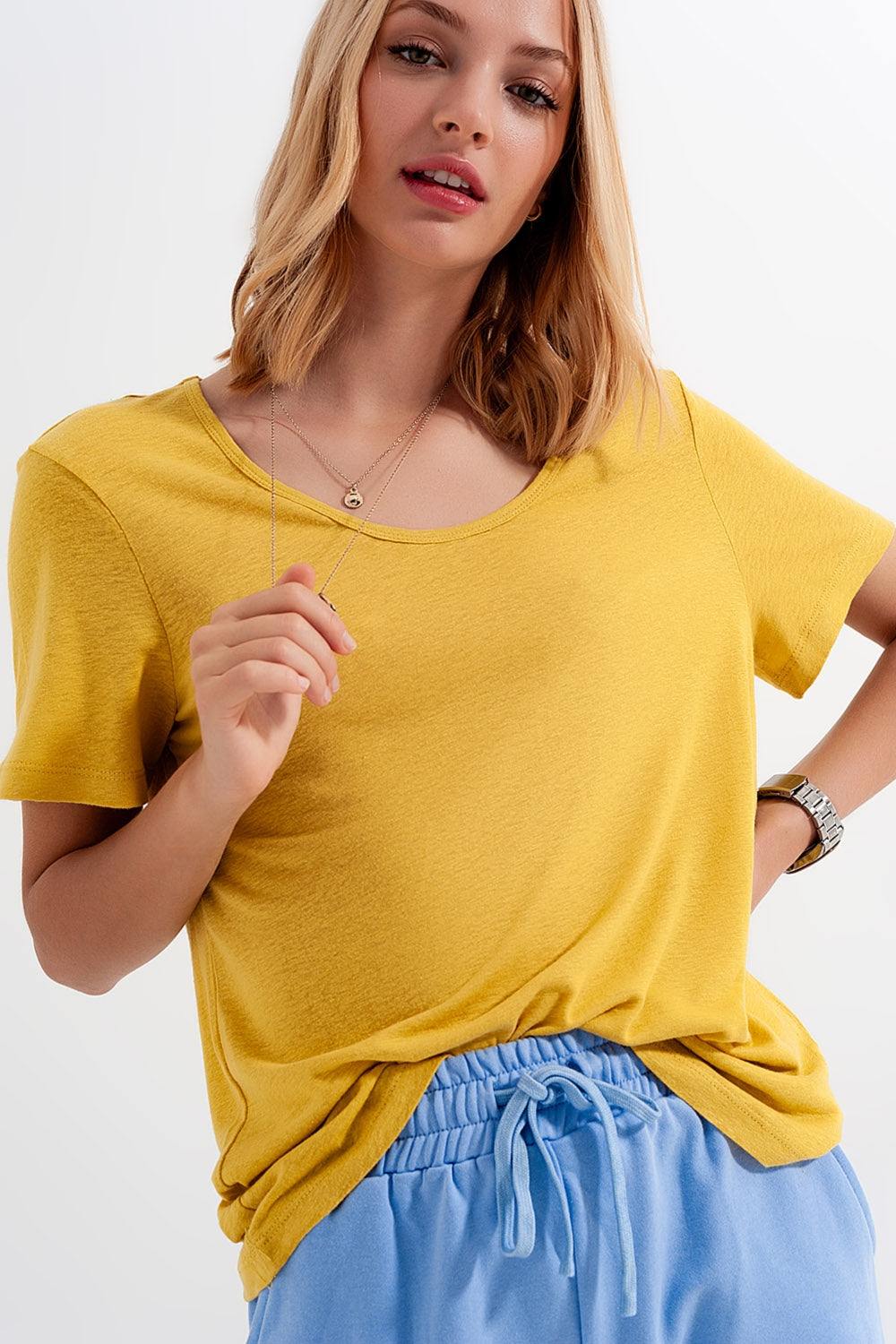 Linen mix scoop front t-shirt in Yellow - top