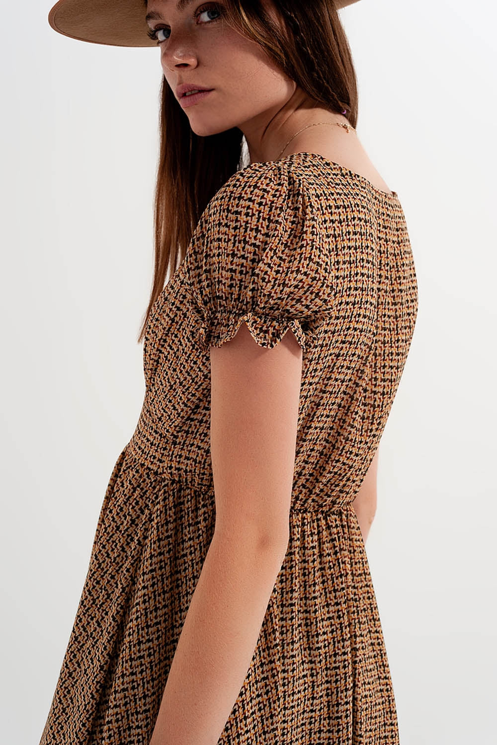 Mini dress in cream check - dress