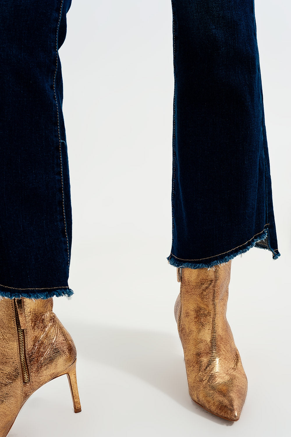 dark denin flared jeans - Denim