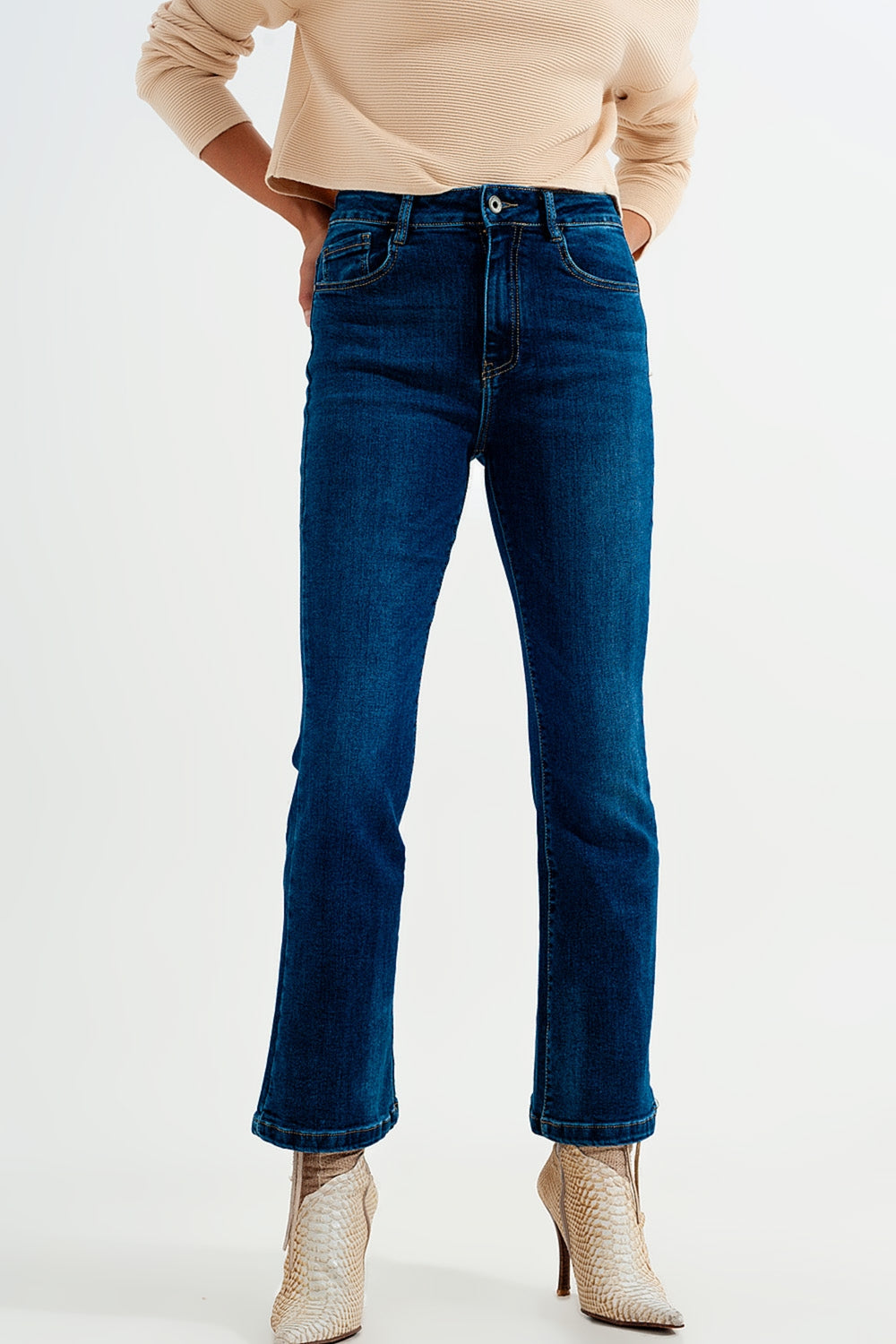 Stretch flare jeans in midwash - Denim