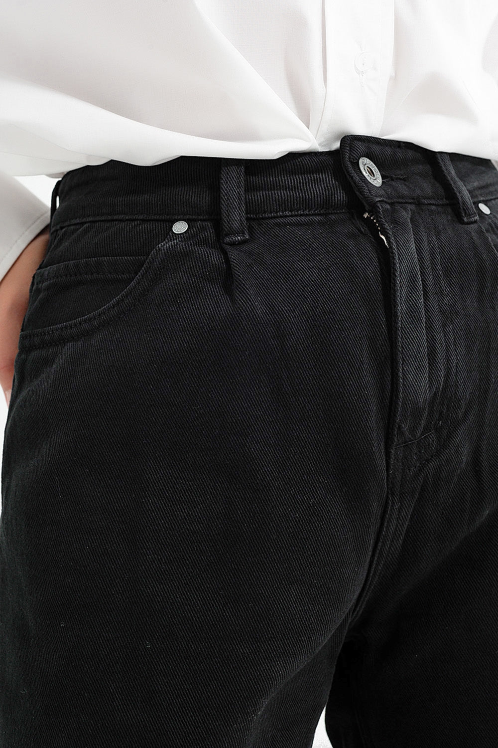 Denim mom shorts in black - trousers