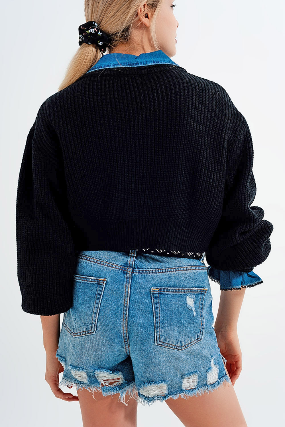 Long sleeves black cardigan with strass button detail