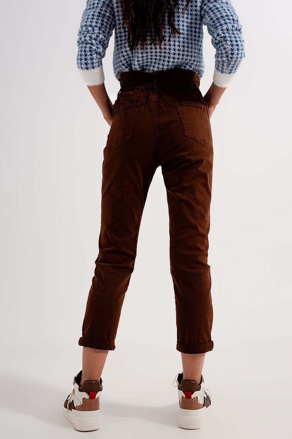 Elasticated paper bag waist mom jean in brown - Coloured Jeans