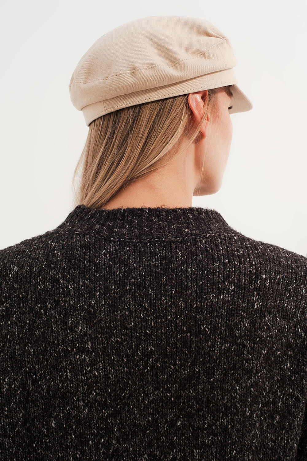 Black sweater with round collar