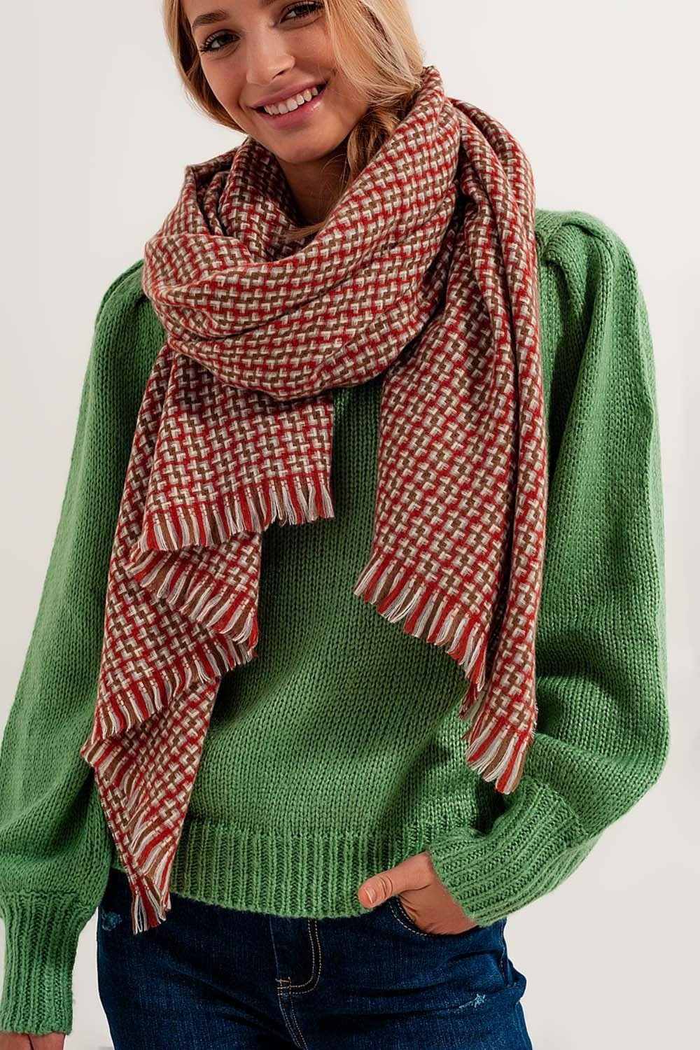 Super soft red scarf with geometric print - Scarves
