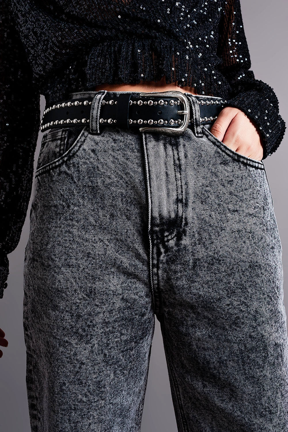 Mom jeans with high waist in black - Denim