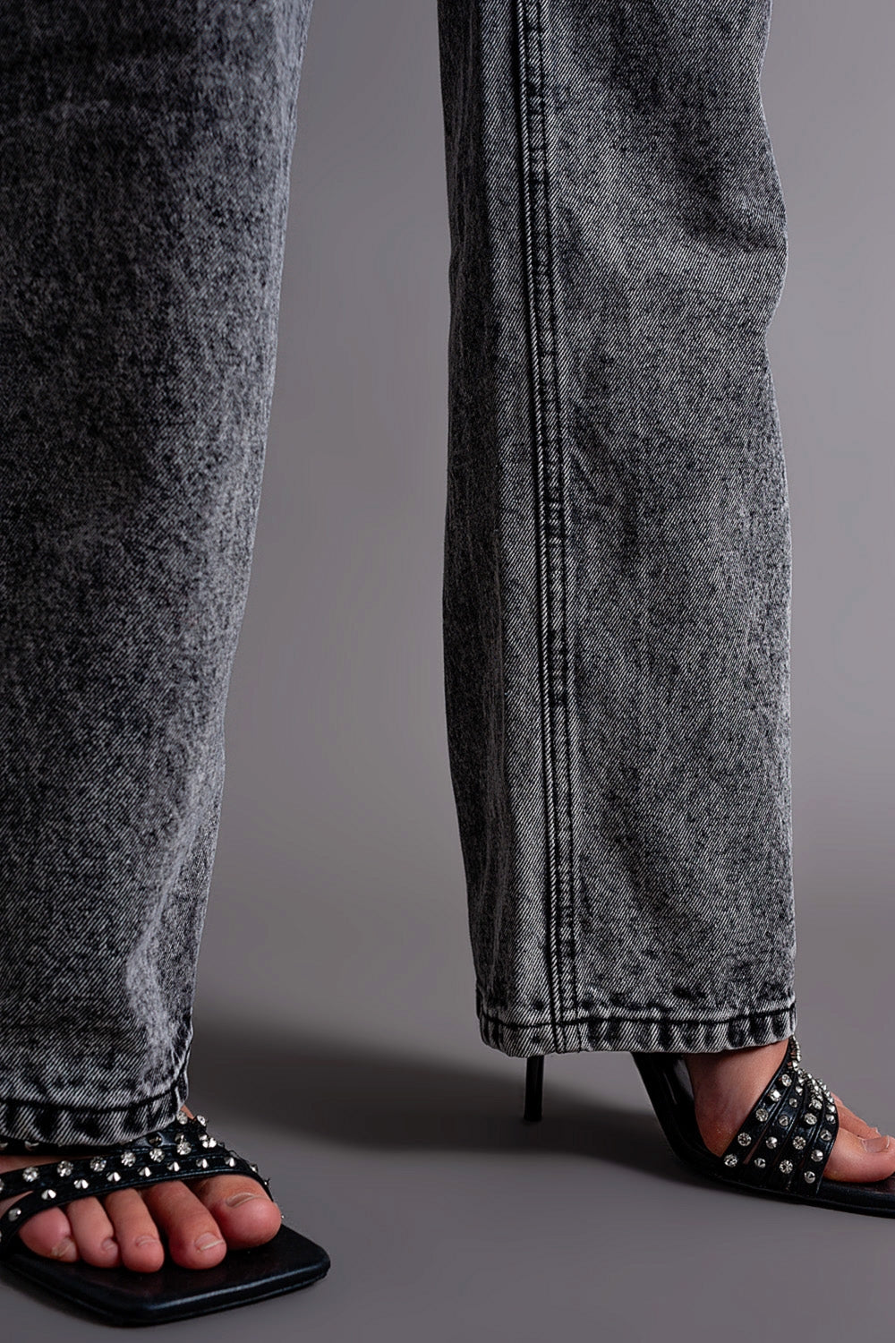 Mom jeans with high waist in black - Denim