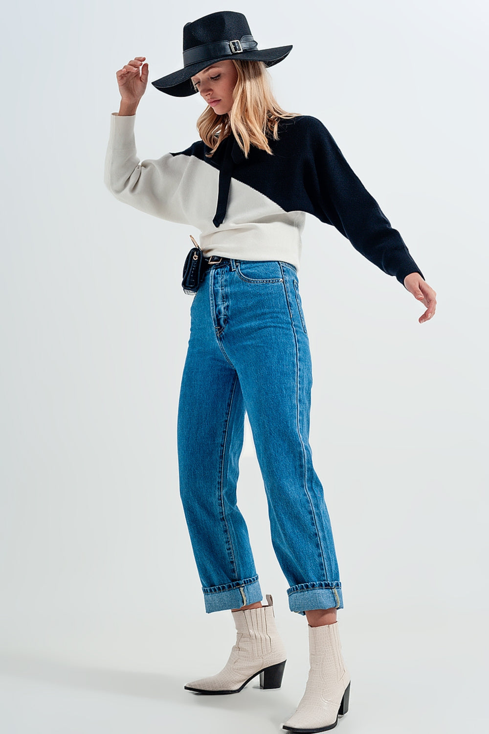High waisted mom jeans in vintage blue - Denim
